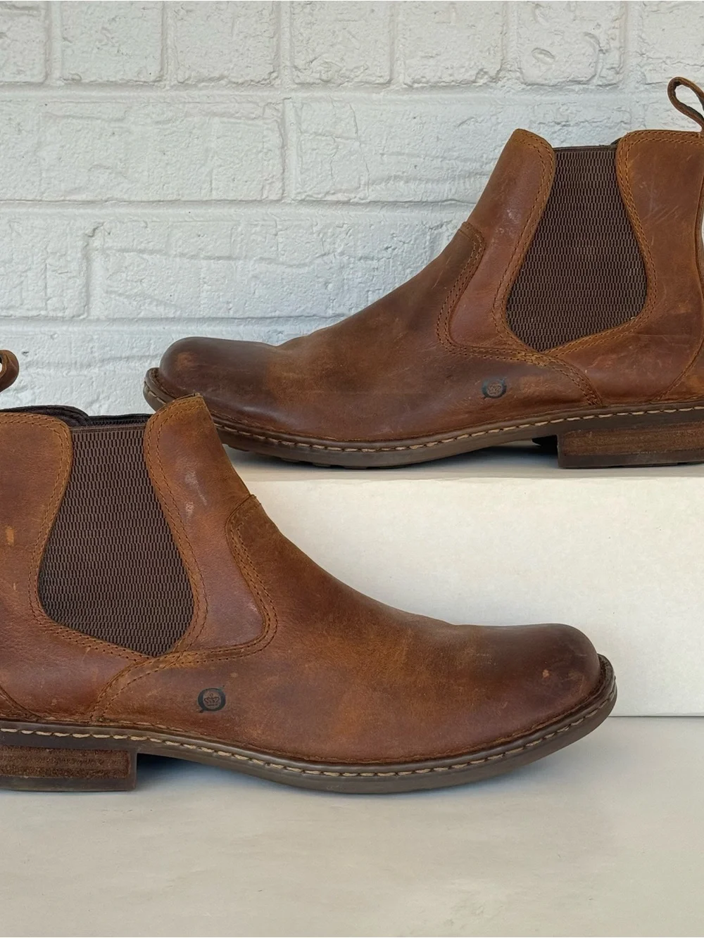 Born Hemlock Castagno Chelsea Boots Men's 13